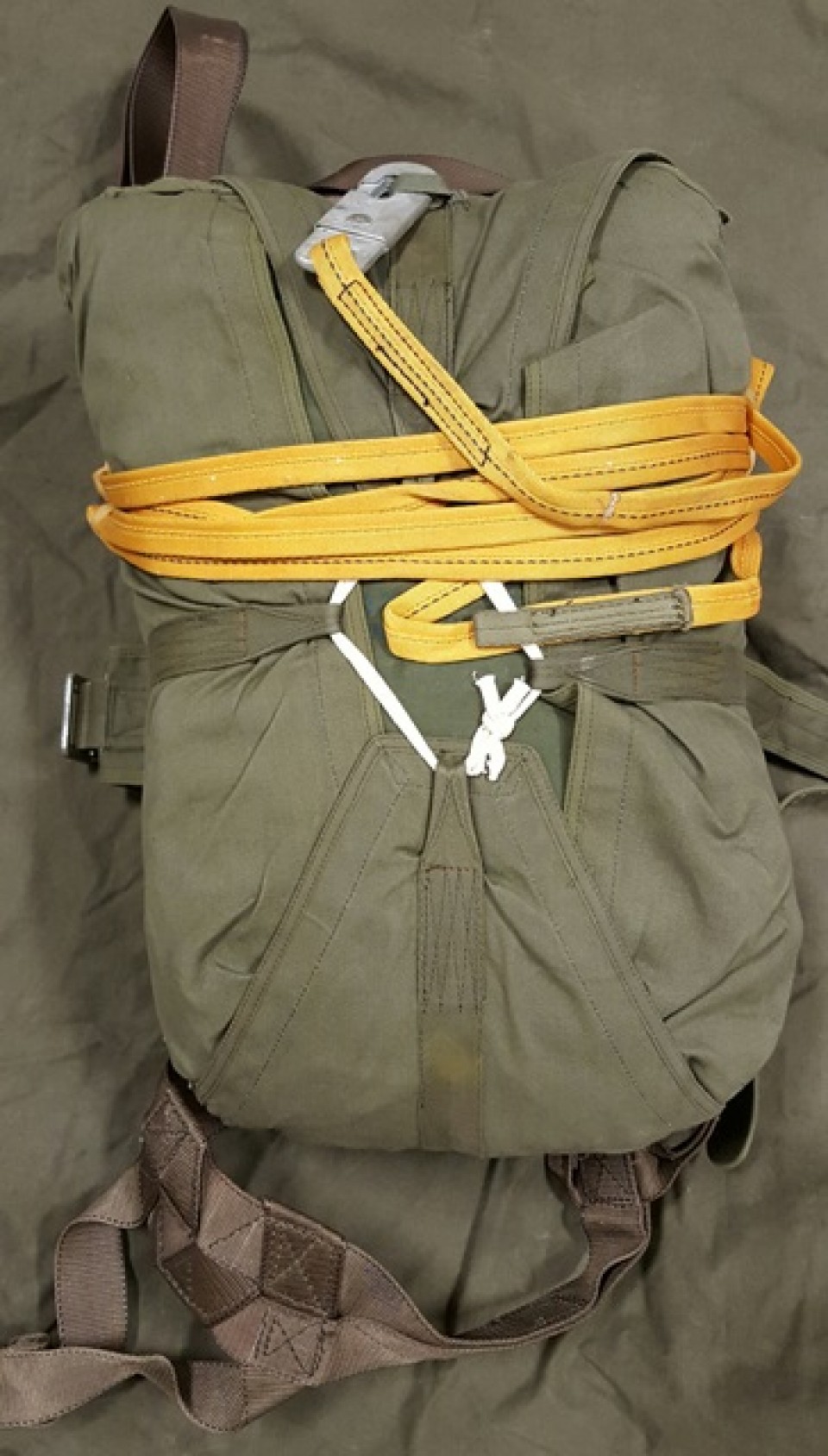 VN Era T-10 Parachute and Reserve